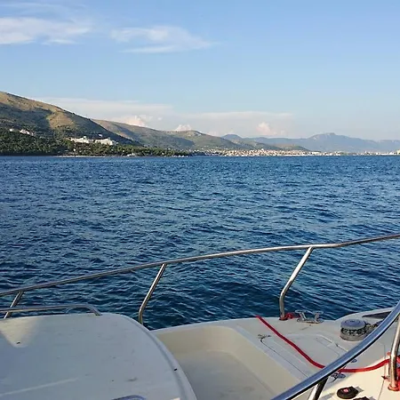 S-7 Διαμέρισμα *