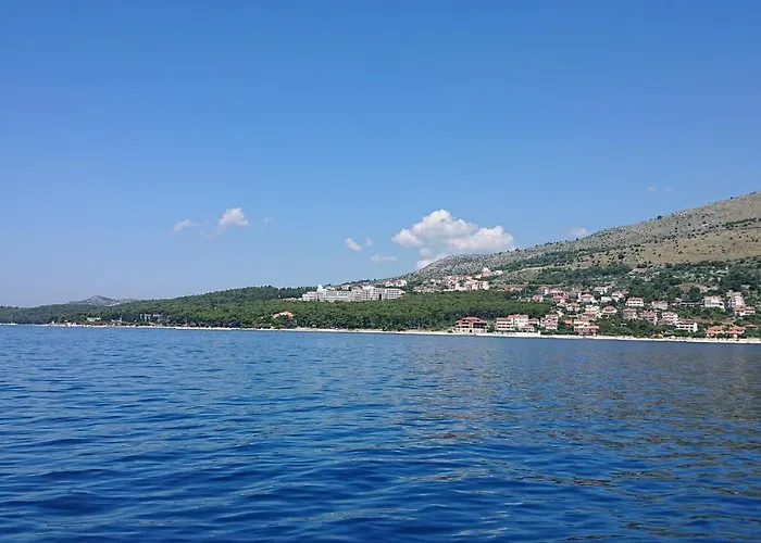 S-7 Апартаменти *