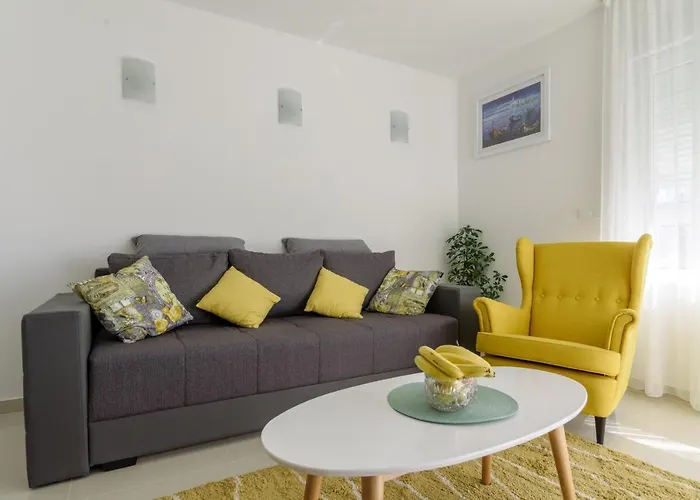 Appartement S-7 Trogir